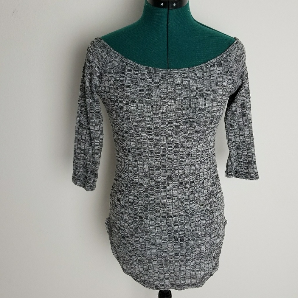 Blush grey 3/4 sleeve off shoulder blouse size sm